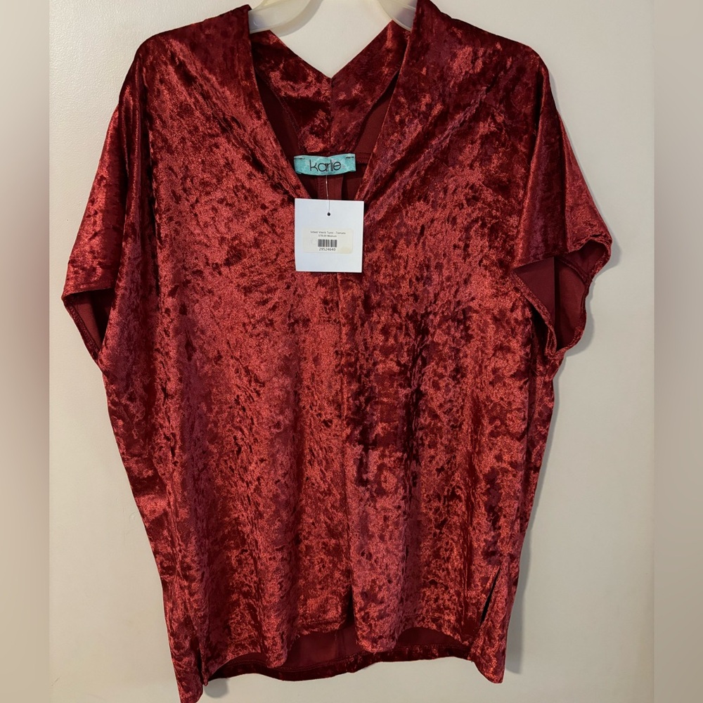 NWT KARLIE Tunic Top
